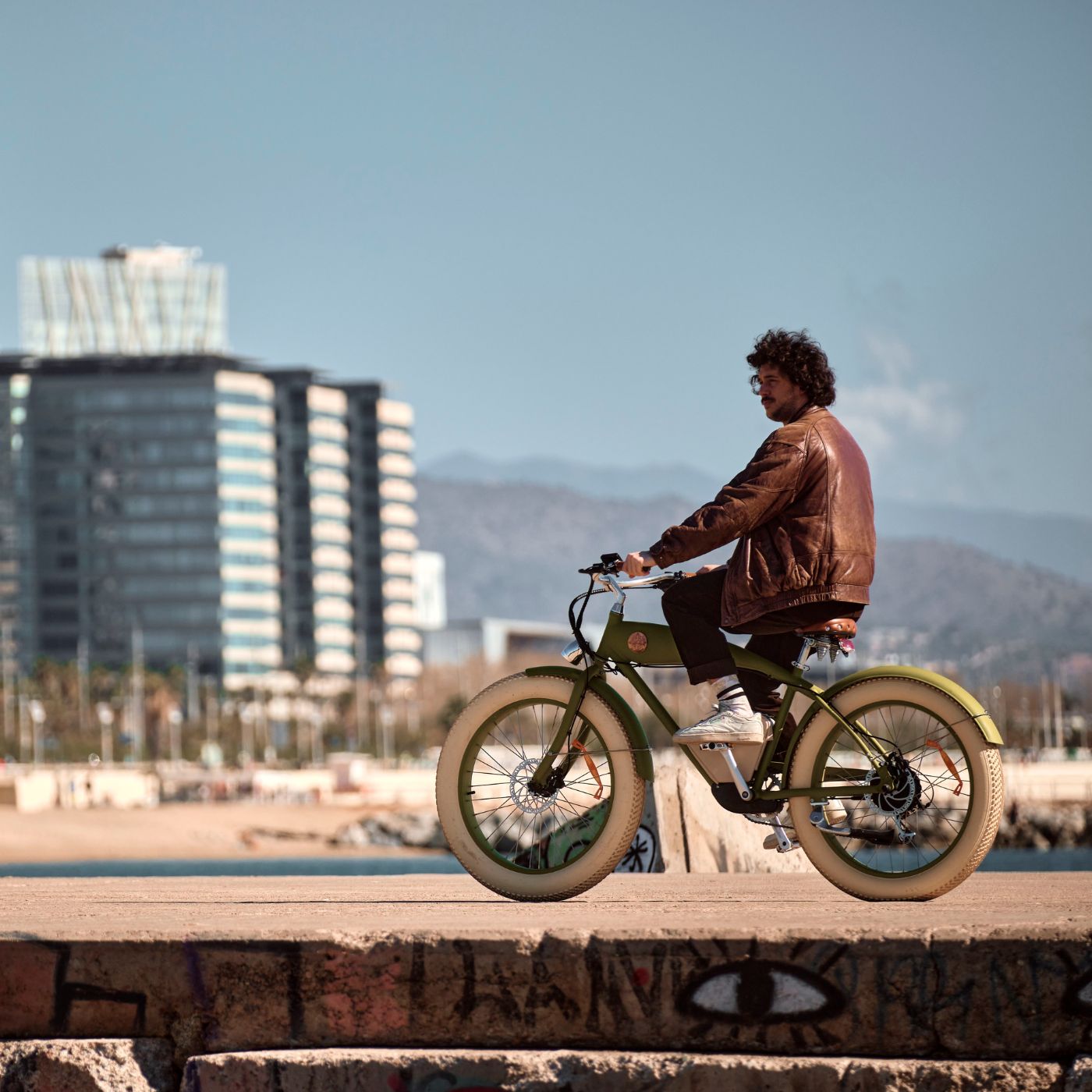Ravyolt E bike in Barcelona - Bike Strore & Rental in Barcelona